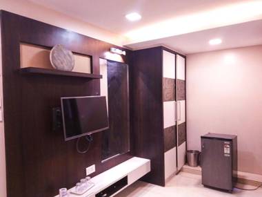 Colaba Suites - Near Taj Hotel