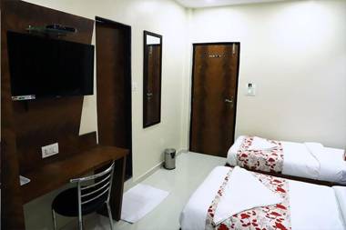 Hotel Golden Hayyath Inn