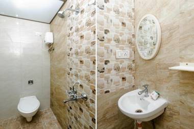 OYO 35910 Hotel Rambharose