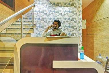 OYO 42741 Hotel Avenue Residency