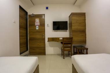 FabExpress Elvis Inn