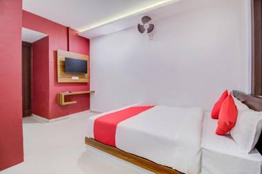 OYO 69614 Hotel Diamond