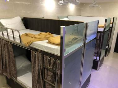 ELLIOTT INN A.C DORMITORY