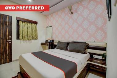 Collection O 50279 Golden Tulipz Boutique