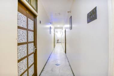 OYO 76488 Hotel Impex Residency