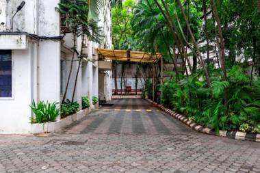 Capital O 76484 Hotel Balwas International