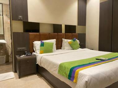 Hotel Oyster Suite Andheri West