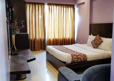 Hotel Kamran Residency-Near US Embassy