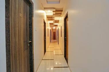 UGo Stay 001 Hotel Amfahh