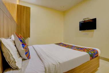 FabExpress Prakash Inn