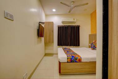 FabExpress Prakash Inn