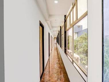 FabHotel Divine Residency