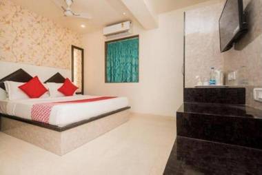 Hotel Veera Residency