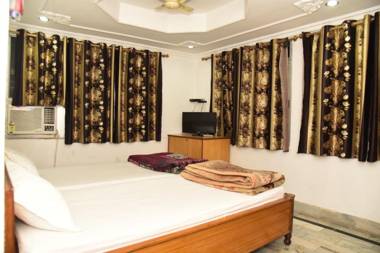 Deep Hotel Bodhgaya