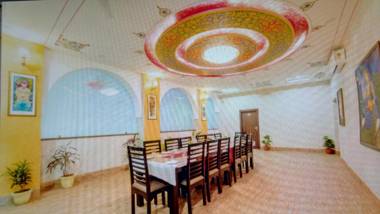 Hotel Hari Bhawan Palace