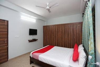 OYO Flagship 24789 Sidharth Residency