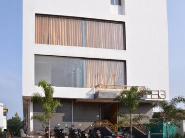 Collection O 76597 Sayhallo Kanchan