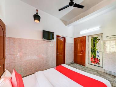 OYO 84396 Sai Sivir Stay Near Iter