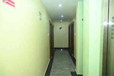 FabHotel Golden Bliss