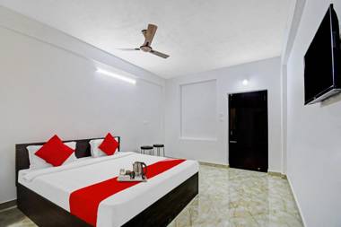 OYO 92779 The Green Akress