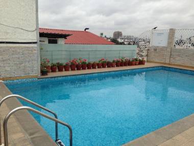 Octave Empire Castle Suites