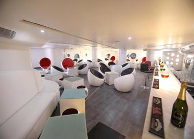 Shravanthi Sarovar Portico