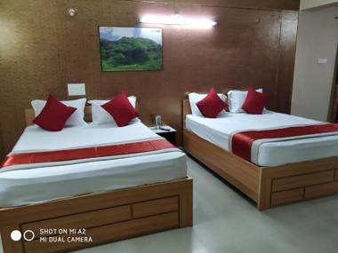 Hotel Surya Residency Majestic