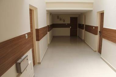 Hotel Grand Bee Bangalore