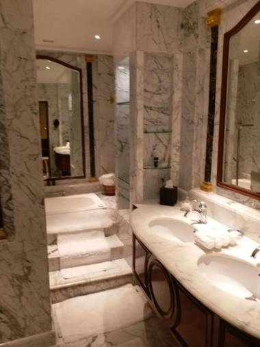 ITC Windsor a Luxury Collection Hotel Bengaluru