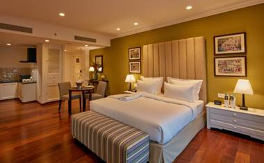 The Waverly Hotel & Residences