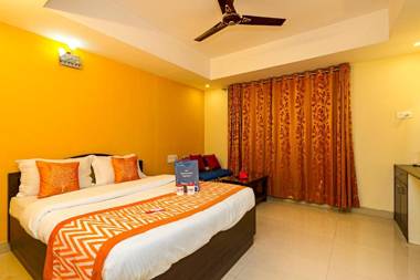 OYO Flagship 1097 Hotel Sky Land