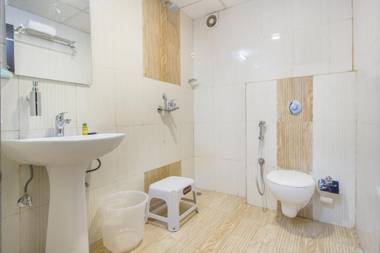 Hotel Windsor Castle Inn Brigade Rd