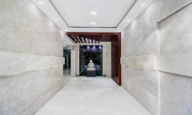 Treebo Trend The White Tree Hope Farm Junction