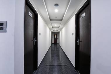 Collection O 30004 Malleswaram