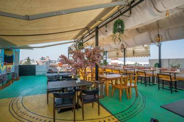 Vihaari 24 Business Hotel