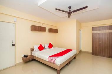 OYO 16803 Hotel Blueberry