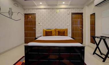 FabHotel Amazing Inn