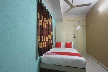 OYO 24259 Hotel Blue Inn