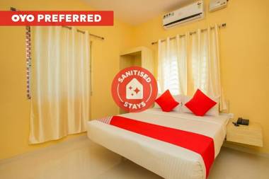 OYO 10522 Varcity Emerald