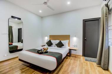 Vaccinated Staff - OYO TOWNHOUSE 077 HOTEL ROOM Stories