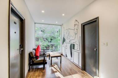 Vaccinated Staff - OYO TOWNHOUSE 077 HOTEL ROOM Stories