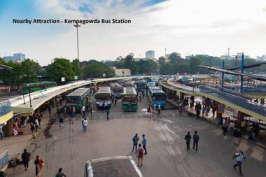 CAPITAL O 23461 Champion Lotus