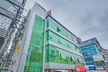 OYO 15392 Sri Sai Guru Comforts