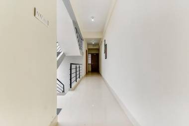 OYO 43984 Sri Radha Krishna Nilaya