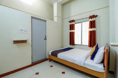 SPOT ON 63028 Hotel Mukunda Nilaya