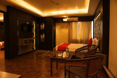 Lavens-The Boutique Residence &Banquet-Fully Vaccinated Staff