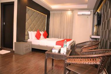 Lavens-The Boutique Residence &Banquet-Fully Vaccinated Staff