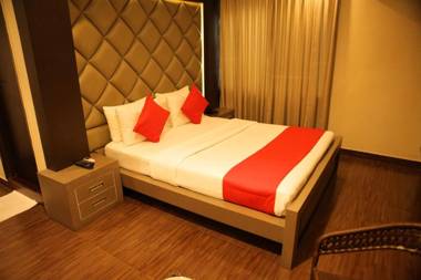 Lavens-The Boutique Residence &Banquet-Fully Vaccinated Staff