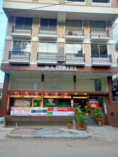 Omatra Hotel Infantry Road