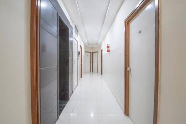 OYO 66437 Champion Grand